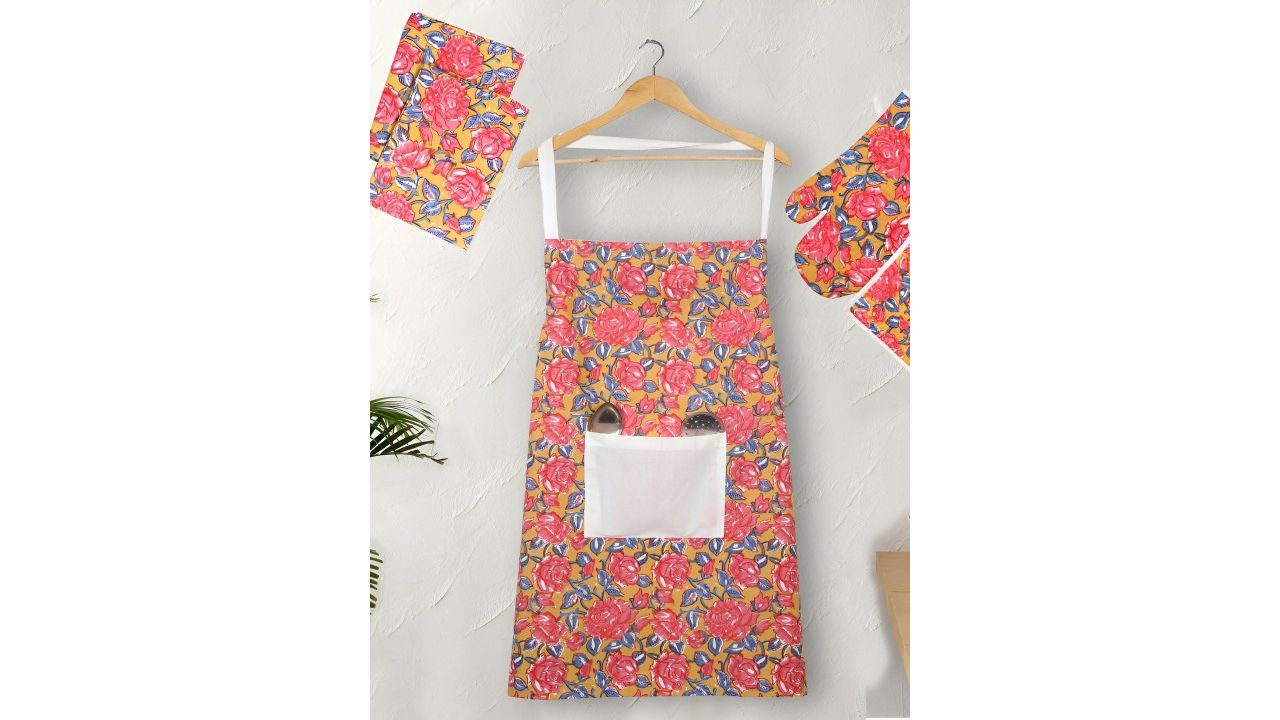 Texstylers Red & Mustard 5 Pieces Floral-Printed Cotton Kitchen Linen Sets