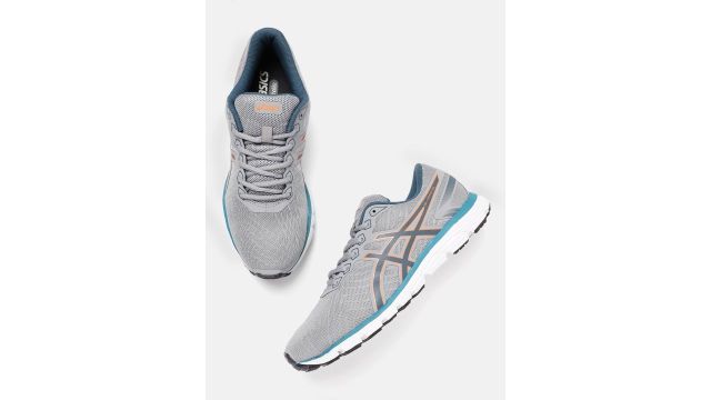 ASICS Men Woven Design Gel Zaraca 5 B Running Shoes