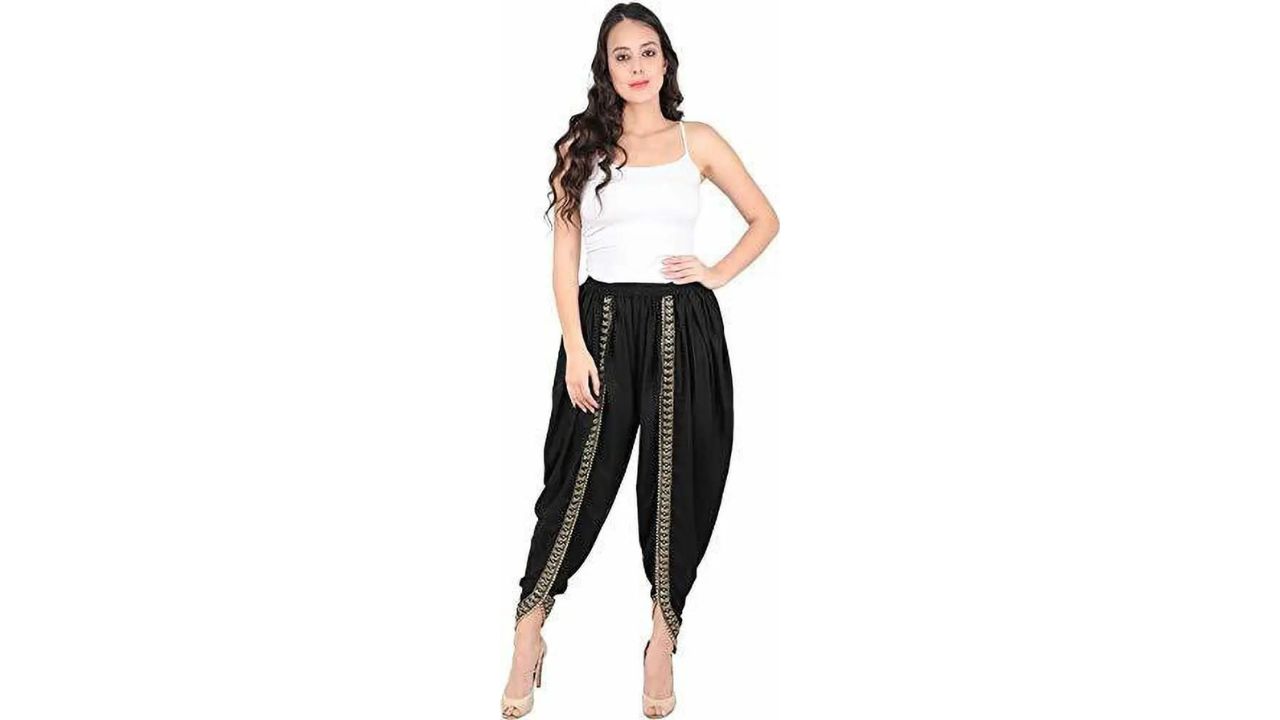 Arowaana Solid Women Dhoti
