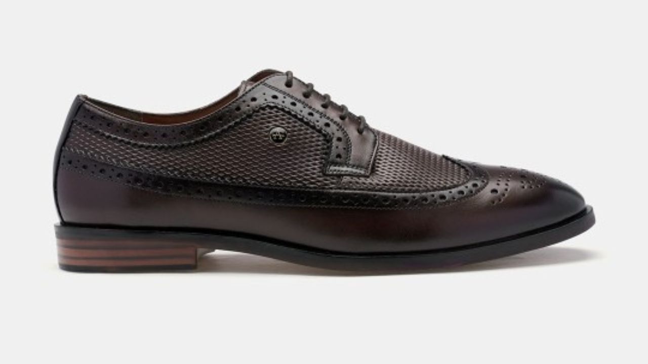 Arrow Men Leather Formal Leather Brogues Shoes