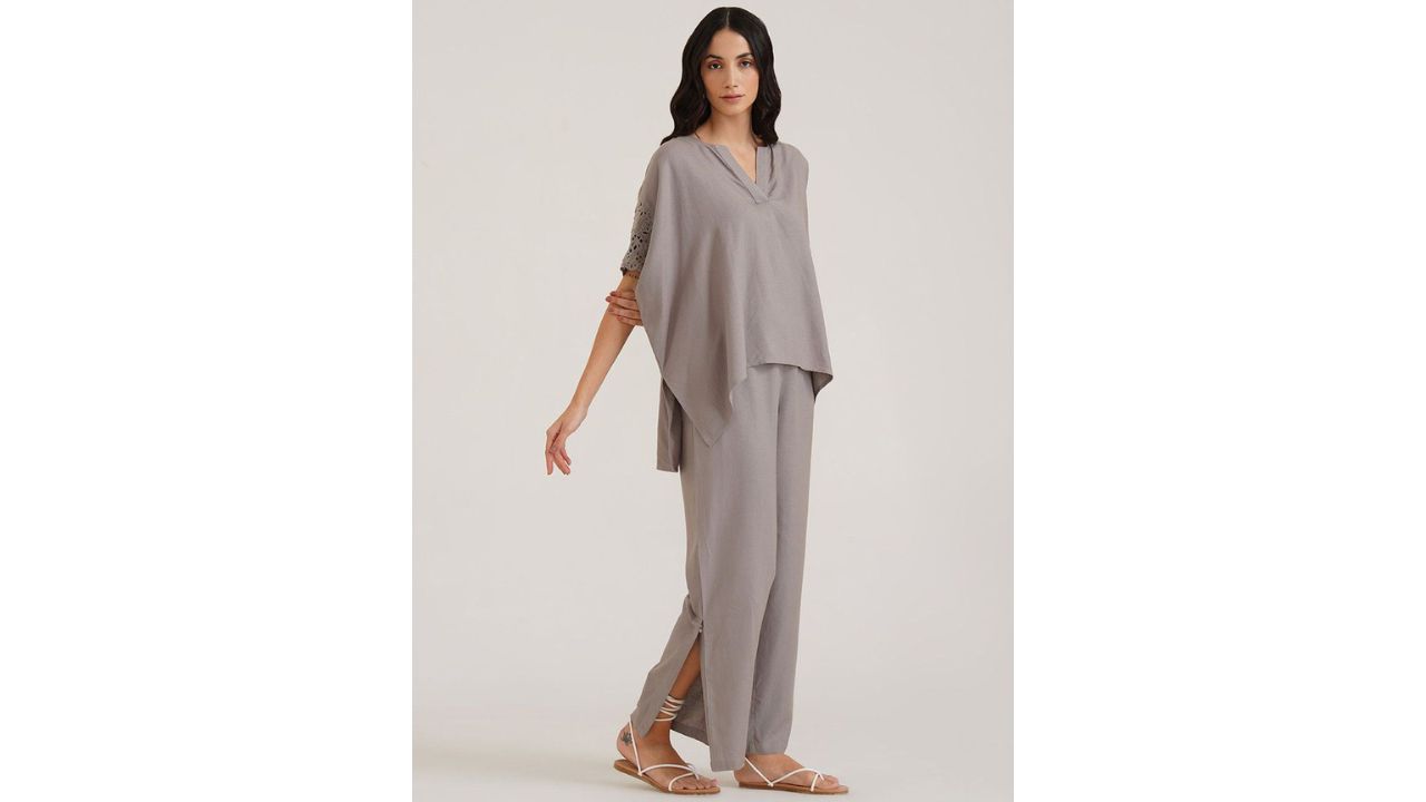 B77 Women Organic Viscose Linen Boot Leg Pants with Slit