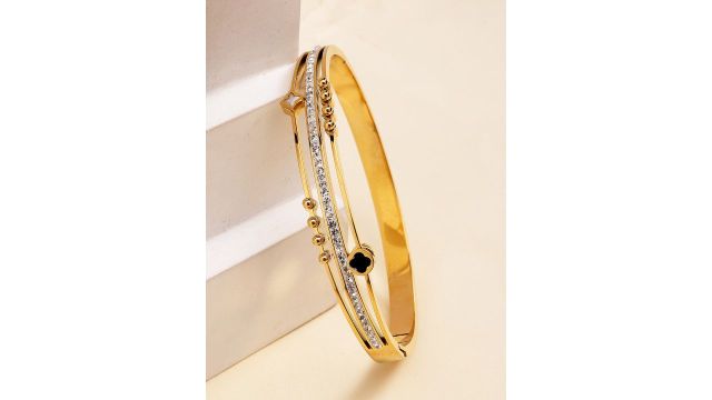 Bohey by KARATCART Women Cubic Zirconia Gold-Plated Bangle-Style Bracelet