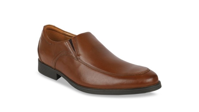 ClarksMen Tan Brown Solid Formal Slip-Ons