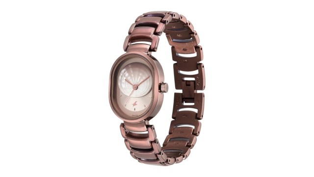 FastrackWomen Brass Mother of Pearl Dial & Stainless Steel Bracelet Style Straps Analogue Watch 6274QM01
