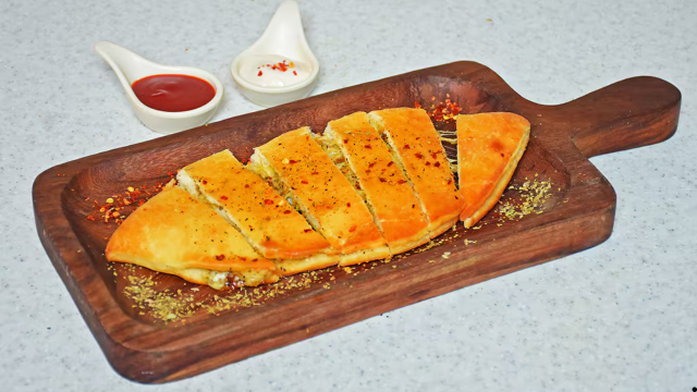 Garlic Bread with Cheese