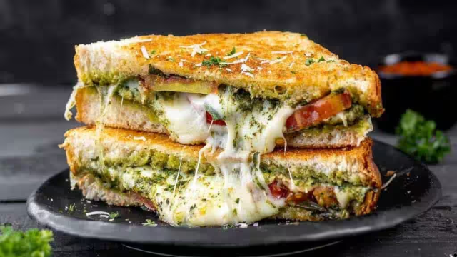 Grilled Cheese & Veg Sandwich