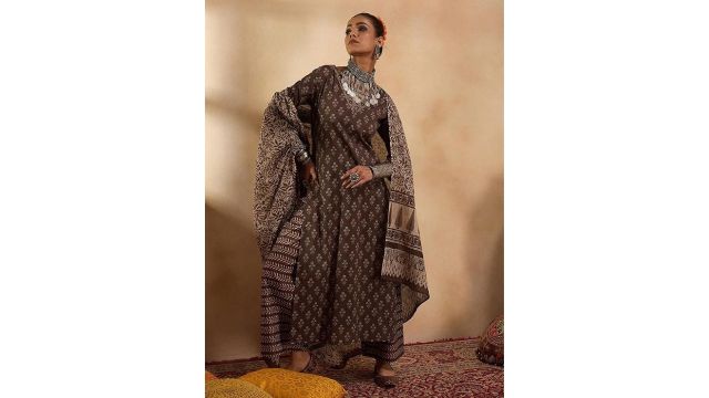 INDO ERA Women's Straight Pure Cotton Printed Kurta Set