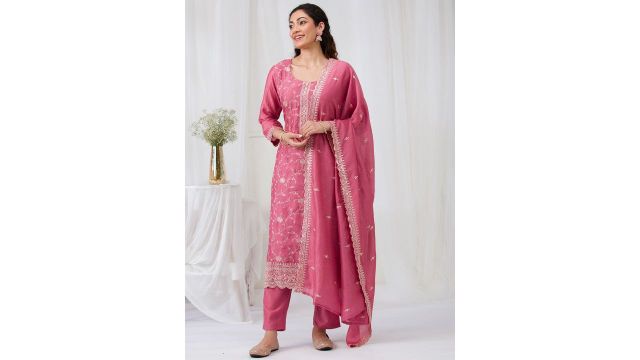 Koskii Women Floral Embroidered Straight Kurta with Trousers & Dupatta