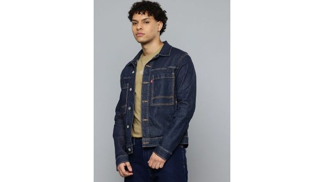 Levis Spread Collar Denim Truckers Jacket