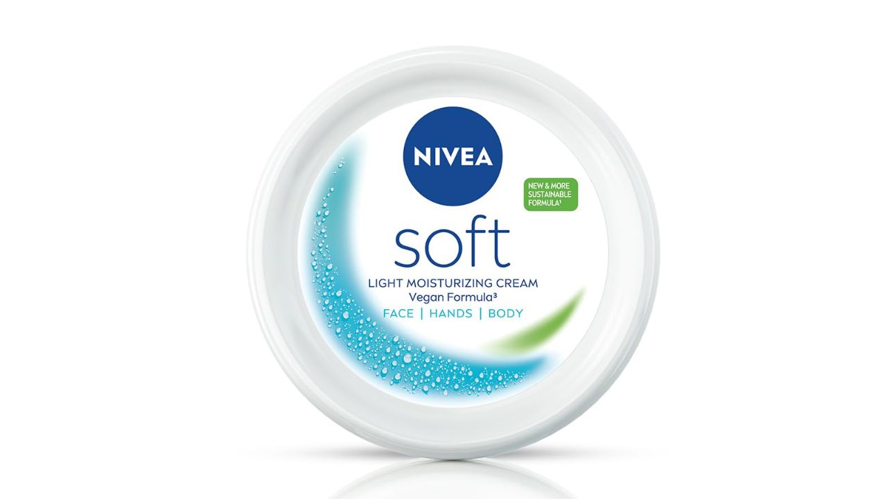NIVEA Soft Light Moisturizer