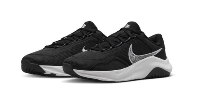 Nike Men Legend Essential 3 Next Nature Workout Shoes