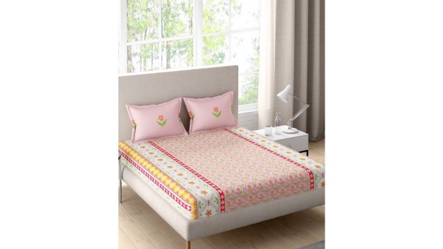 PorticoMulticoloured Floral 144 TC Queen Bedsheet with 2 Pillow Covers