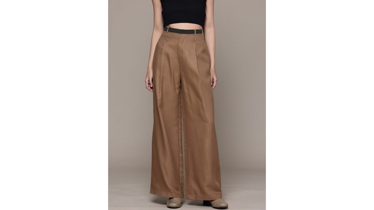 Roadster Women High-Rise Pleated Trousers With Contrast Trims