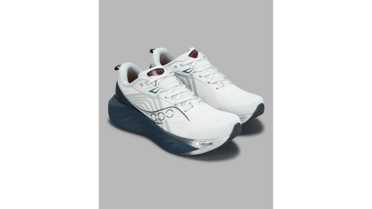 SAUCONY TRIUMPH 22 Running Shoes For Men