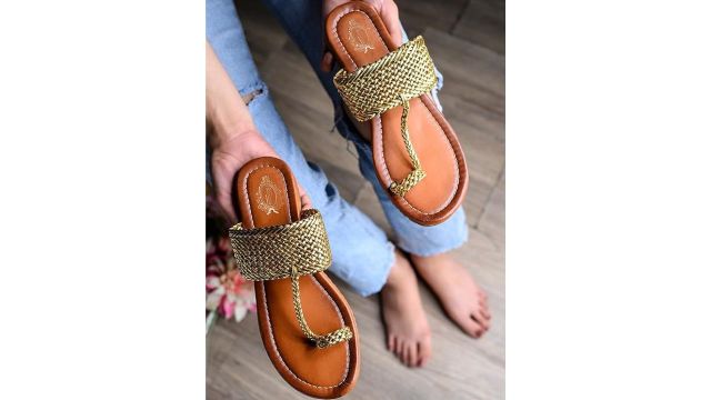 Shoetopia Women’s Kolhapuri Flats