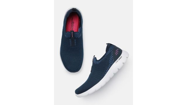 SkechersWomen SUMMITS Casual Shoes