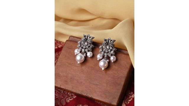 TEEJH Silver-Plated Contemporary Drop Earrings