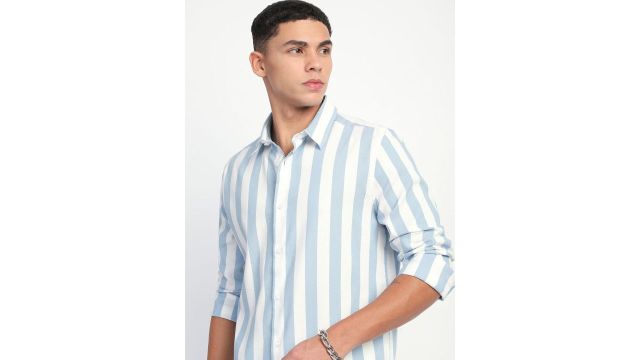 THE BEAR HOUSE Men Slim Fit Striped Casual Shirt