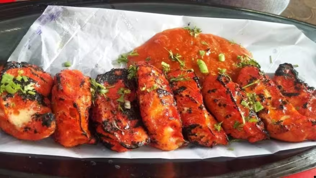 Tandoori Momos