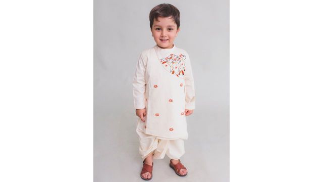 Tiber Taber Boys Cream-Coloured & Cream-Coloured Embroidered Kurta with Dhoti Pants