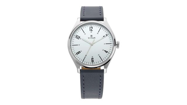 Titan Men Silver-Toned Analogue Leather Watch