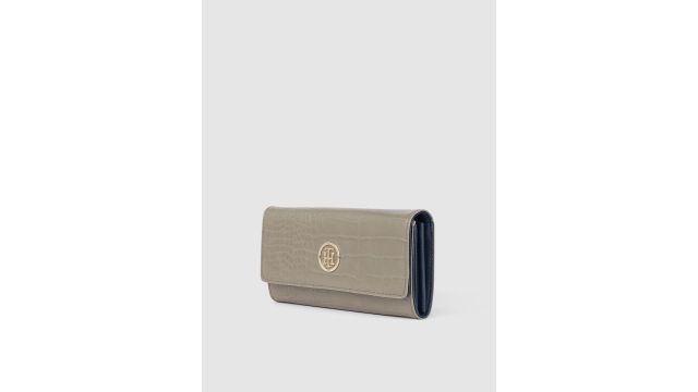 Tommy Hilfiger Women Green PU Envelope Wallet
