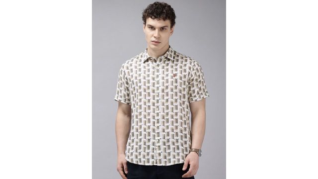 U.S. Polo Assn. Tailored Fit Geometric Printed Pure Cotton Casual Shirt