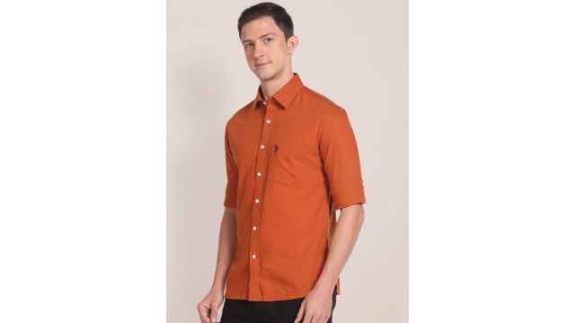 U.S. Polo Assn. Tailored Fit Spread Collar Pure Cotton Casual Shirt