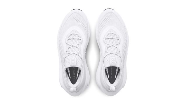 UNDER ARMOUR Phantom 4 Men Sports Shoes