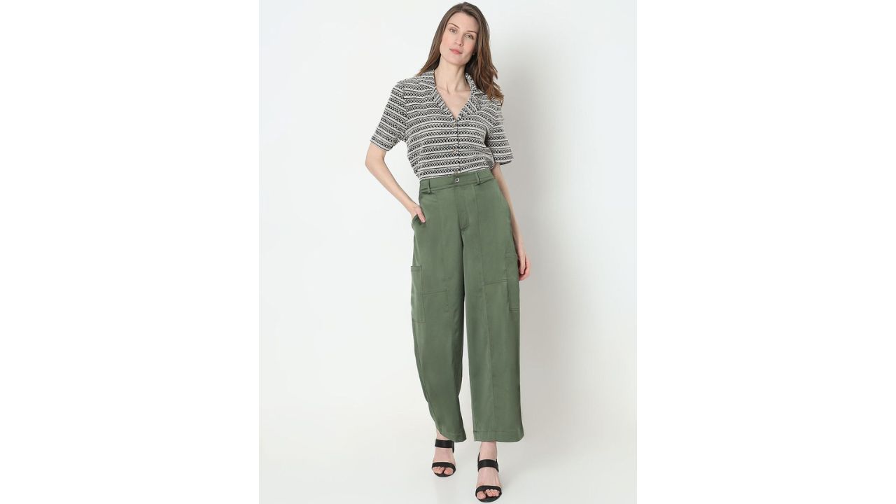 Vero Moda Women Straight Fit Pleated Trousers