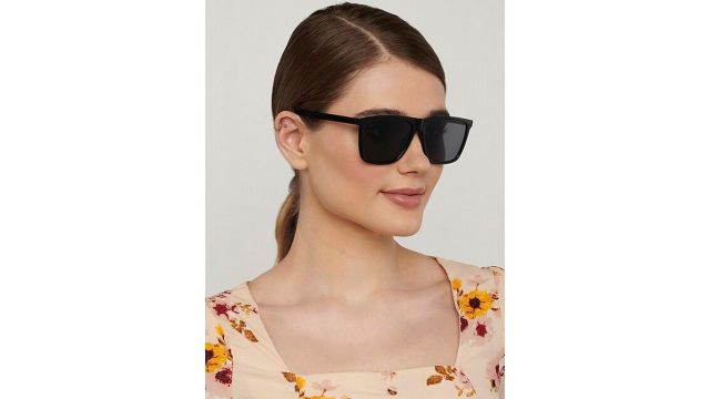 Vincent Chase by Lenskart Unisex Black Sports Sunglasses