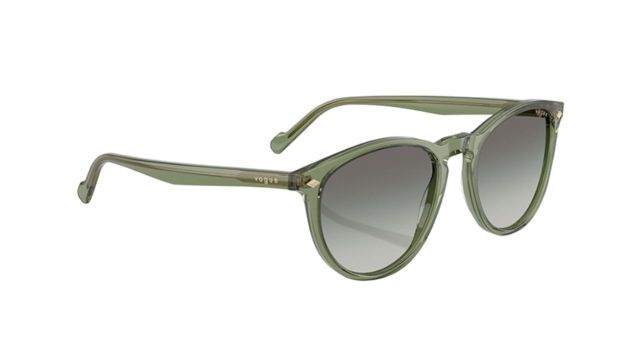 Vogue Eyewear Men Oval Sunglasses with UV Protected Lens 8056262250242