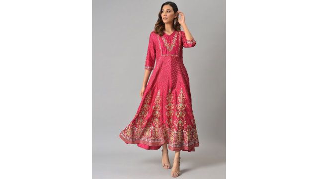 W Women Pink & Blue Ethnic Motifs Printed Maxi Dress