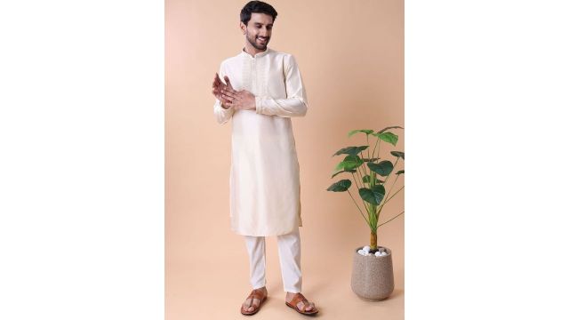 mahifabs Embroidered Mandarin Collar Pure Cotton Kurta With Pyjamas