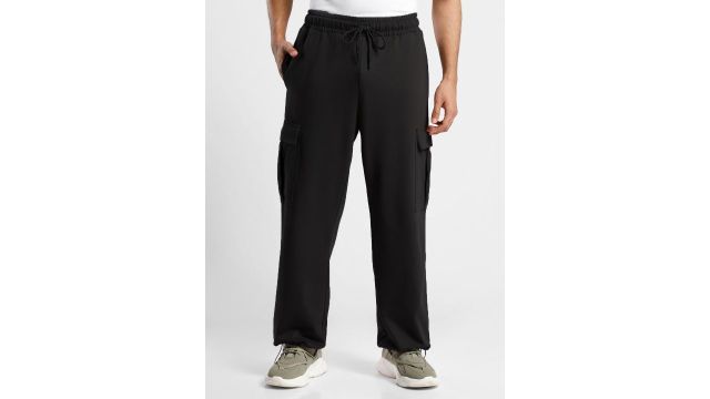 nobero Men Onyx Oversized Relaxed Fit Mid-Rise Joggers With Utility Box Pockets