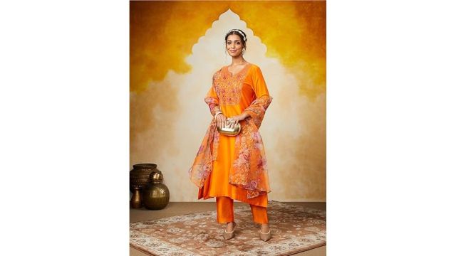 Amazon Brand - Myx Women's Kurta Pant Set with Embroidered Organza Dupatta