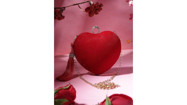 Anekaant Amour Heart‑Shaped Tasselled Velvet Box Clutch