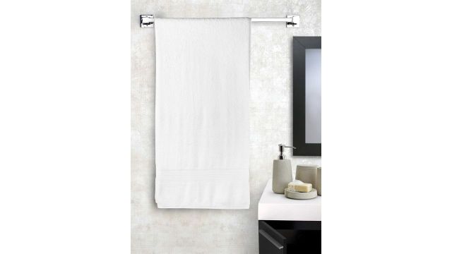 BOMBAY DYEING White Solid 450 GSM Bath Towel