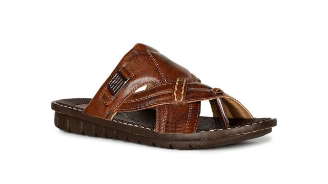 BataSlip-On Comfort Sandals
