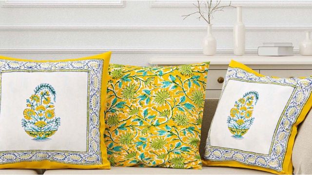 Best Sangria Cushion Covers & Bedsheets