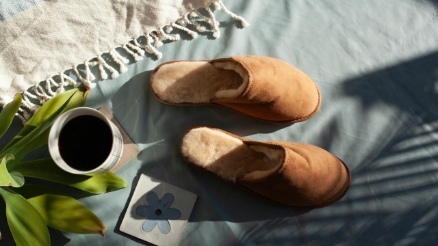 Best Skechers Slides & Sandals for Women