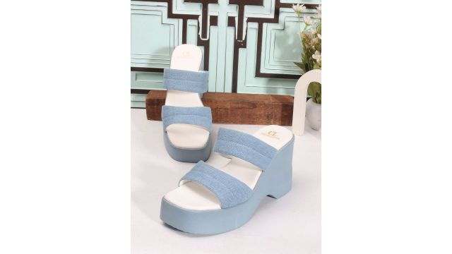 Carlton London Women Wedge Heel Sandals