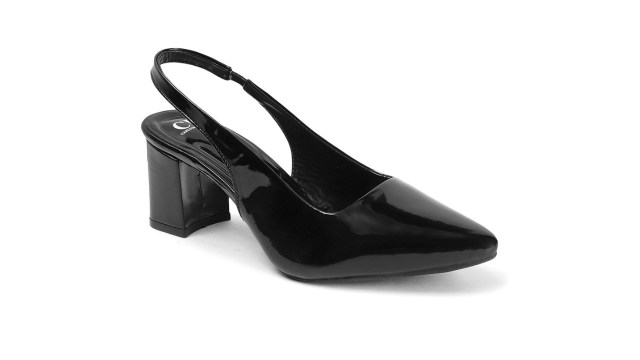 Carlton LondonPointed Toe Block Heeled Pumps