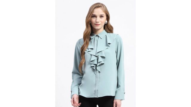 Cutaway Collar Solid Relaxed Shirt (Blue, High‑Low Hem)