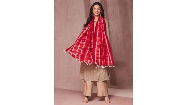 FabIndia Women Tie & Dye Stole Tasselled Border