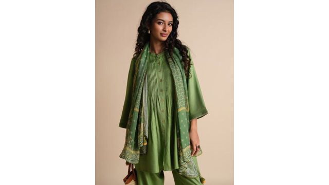 Global Desi Mandarin Collar Tunic
