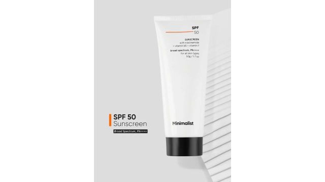 Minimalist Sunscreen - SPF 50 PA++++ Lightweight