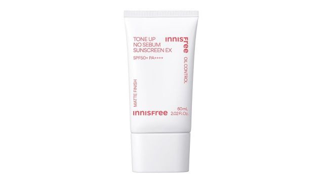 Innisfree Tone Up No Sebum Tinted Sunscreen SPF 50+