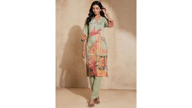 Jaipur Kurti Floral Printed Beads & Stones V‑Neck Straight Kurta With Trouser