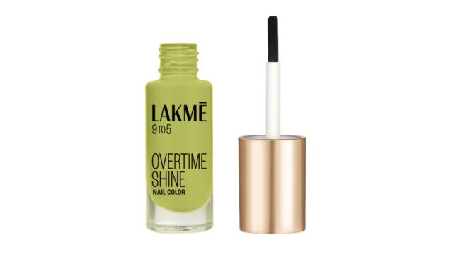 Lakme 9 to 5 Primer + Gloss Nail Color - Lime Treat